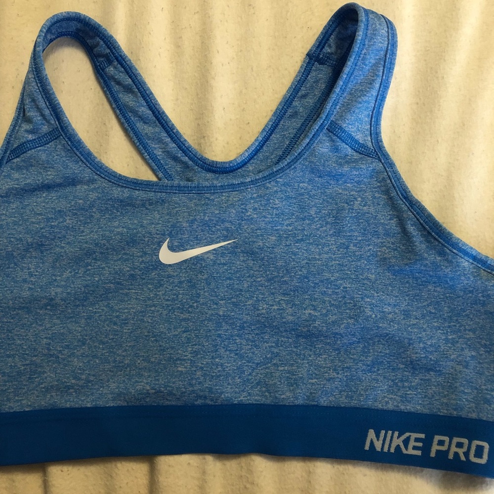 Nike dri-fit sports bra